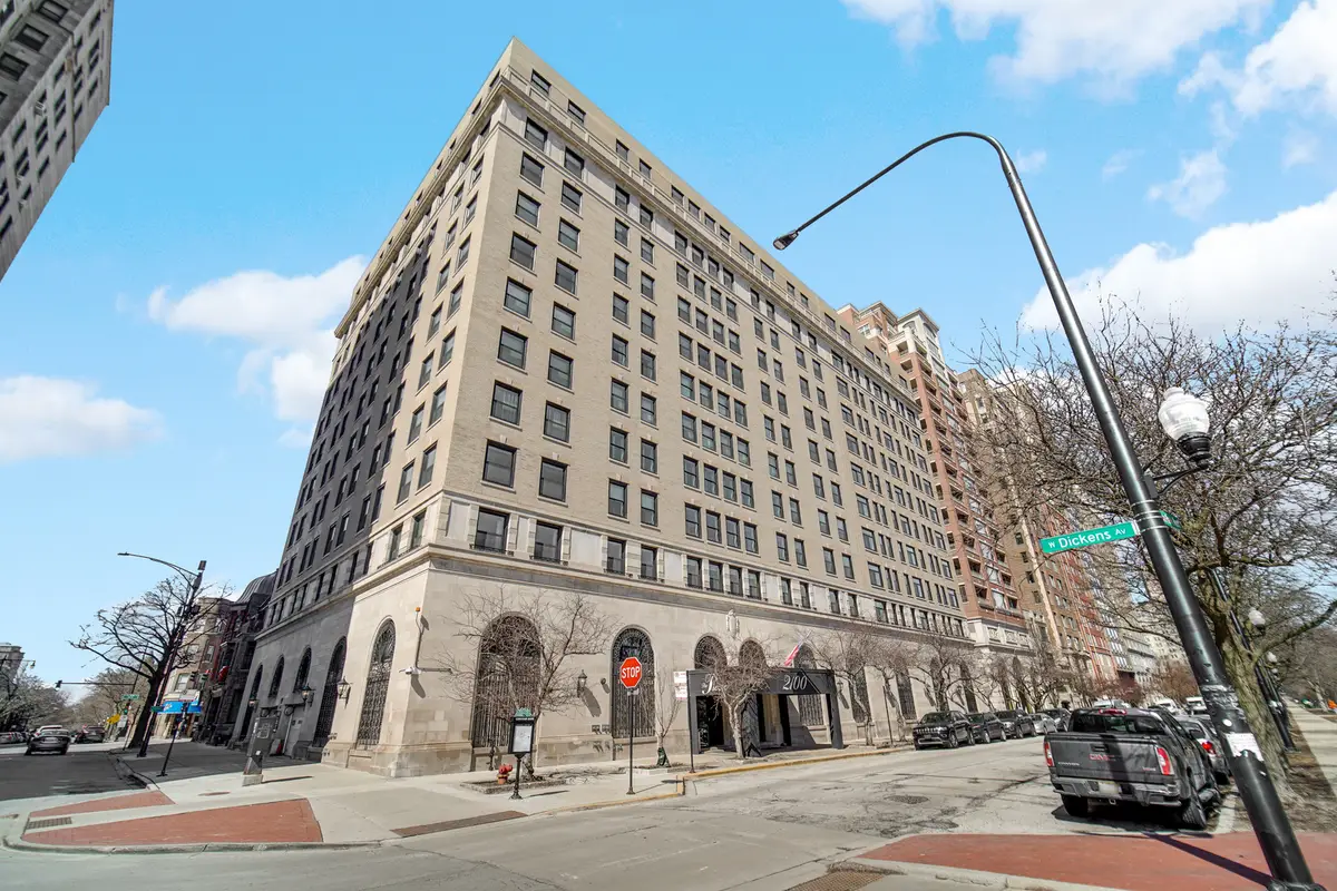 2100 N Lincoln Park West Street #6CN, Chicago, IL 60614 - #1