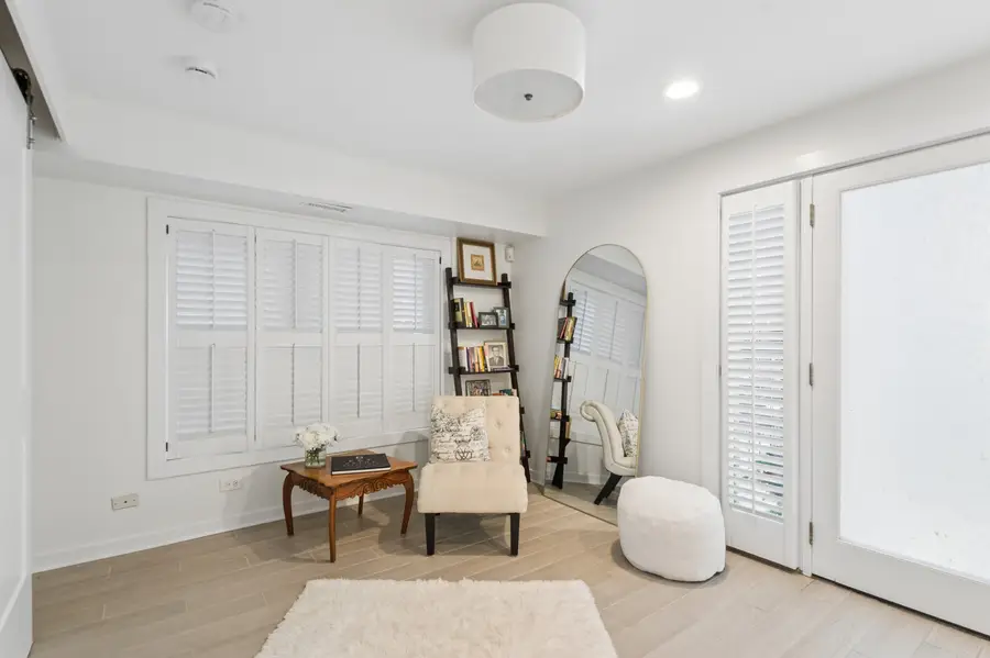 1958 N Bissell Street, Chicago, IL 60614 - #3