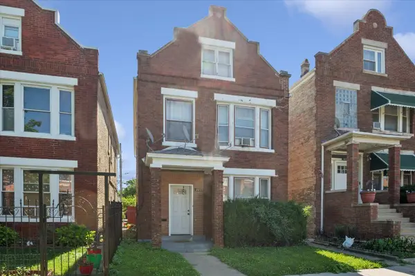 4435 S Campbell Avenue, Chicago, IL 60632