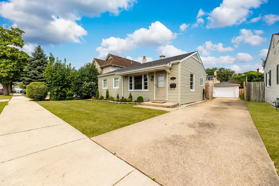 8708 44th Place, Lyons, IL 60534 - #2