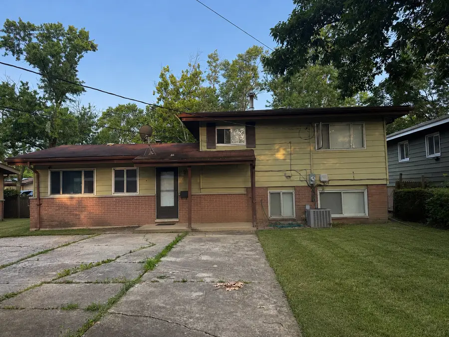 415 Sandburg Street, Park Forest, IL 60466 - #2