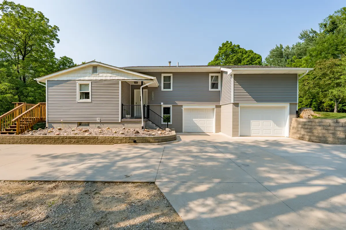 3224 11th Street, Moline, IL 61265 - #1