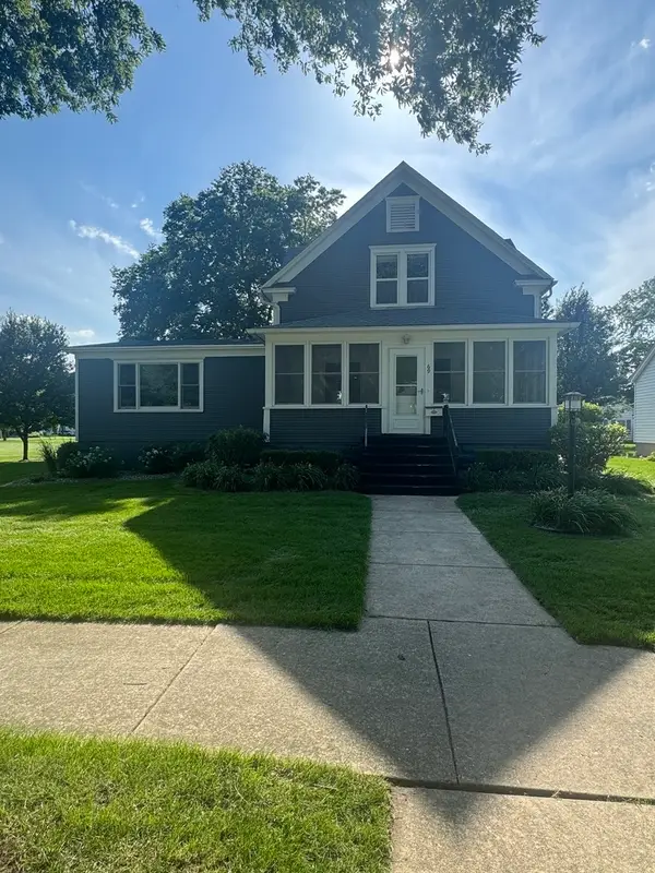 69 Hill Street, Momence, IL 60954