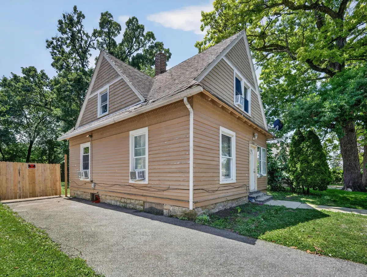 1223 Front Street, Aurora, IL 60505 - #1