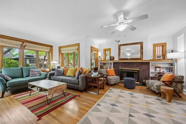 6551 N Maplewood Avenue, Chicago, IL 60645 - #2