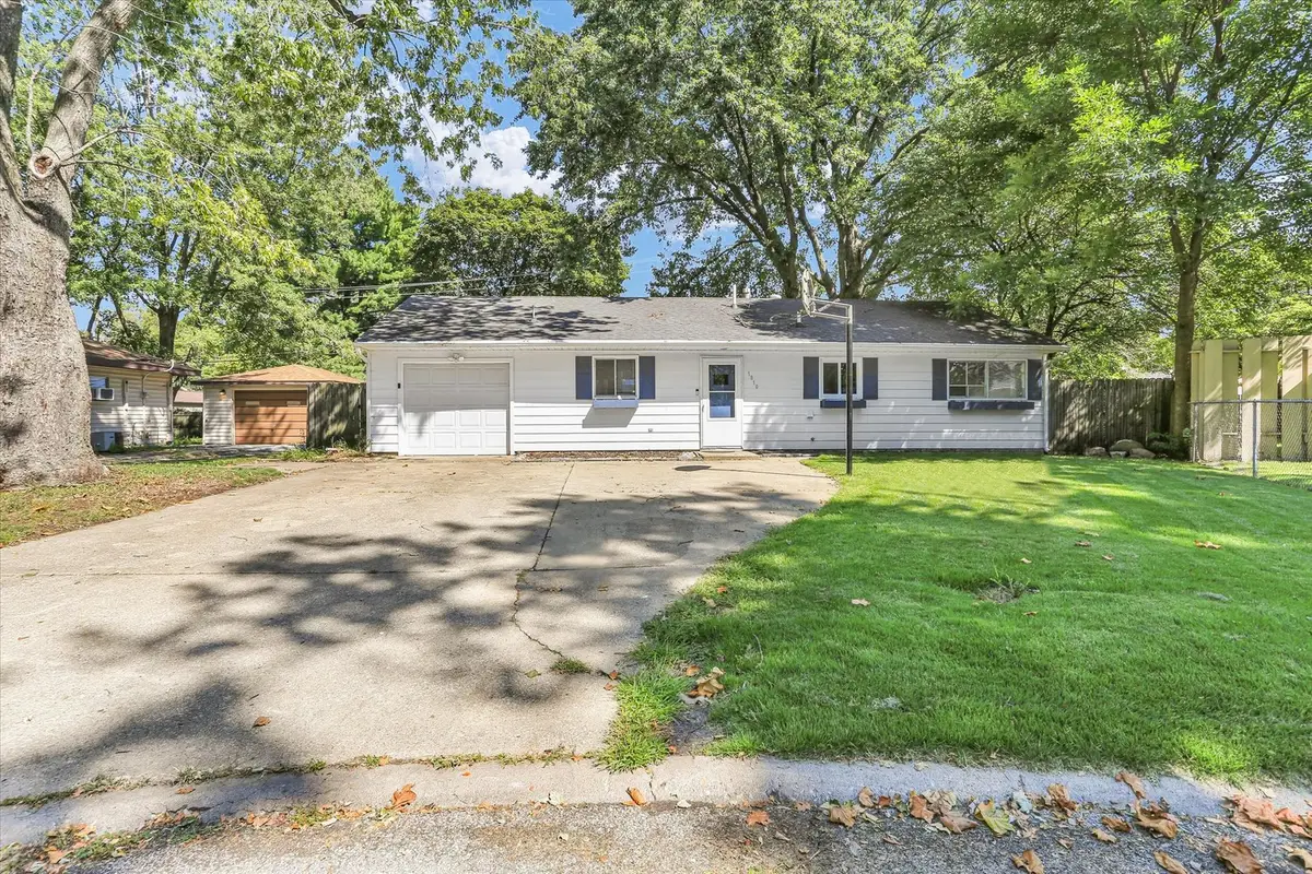 1810 Greendale Drive, Champaign, IL 61821 - #1