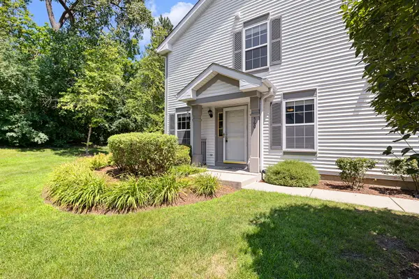560 Jennifer Circle, Mundelein, IL 60060