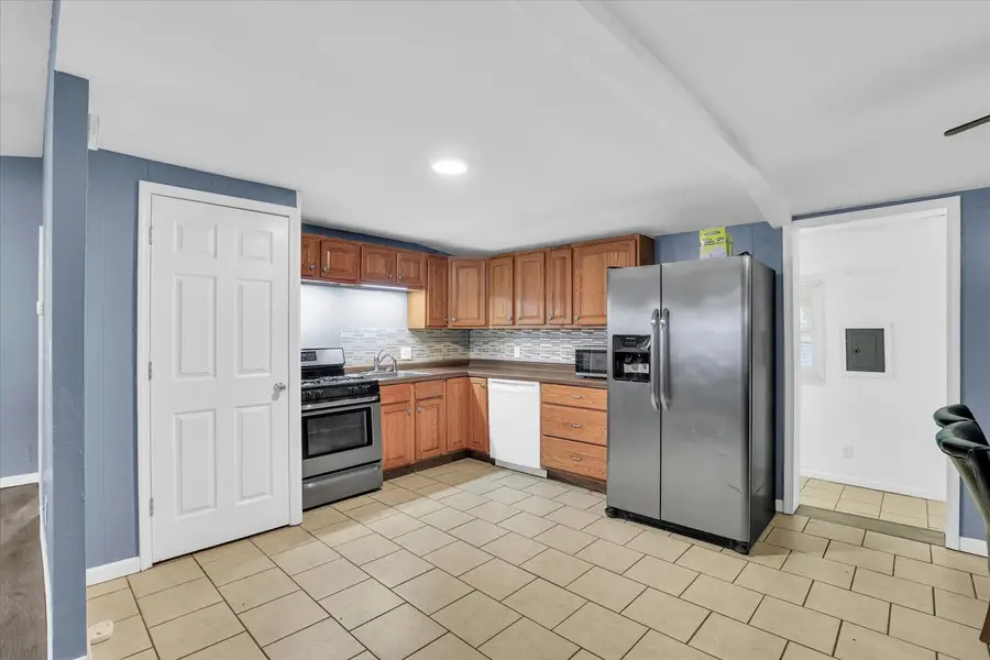 1003 S Pleasantview, Tuscola, IL 61953 - #2