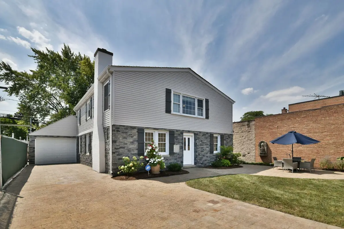 8211 W Grand Avenue, River Grove, IL 60171 - #1