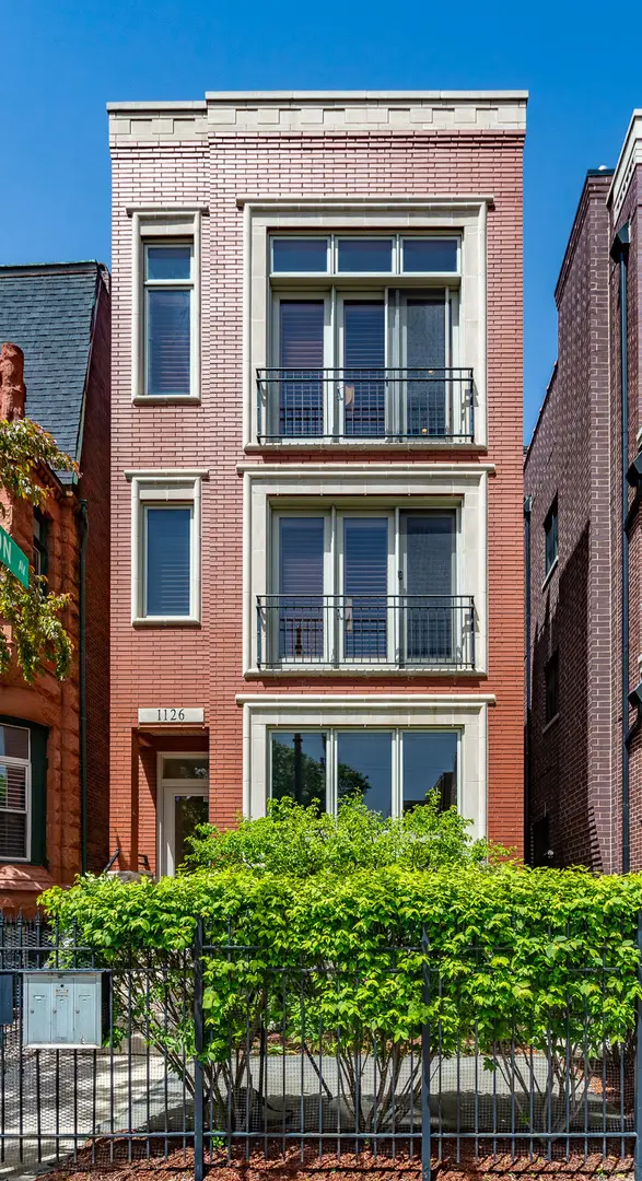 1126 W Fullerton Avenue #2, Chicago, IL 60614 - #1