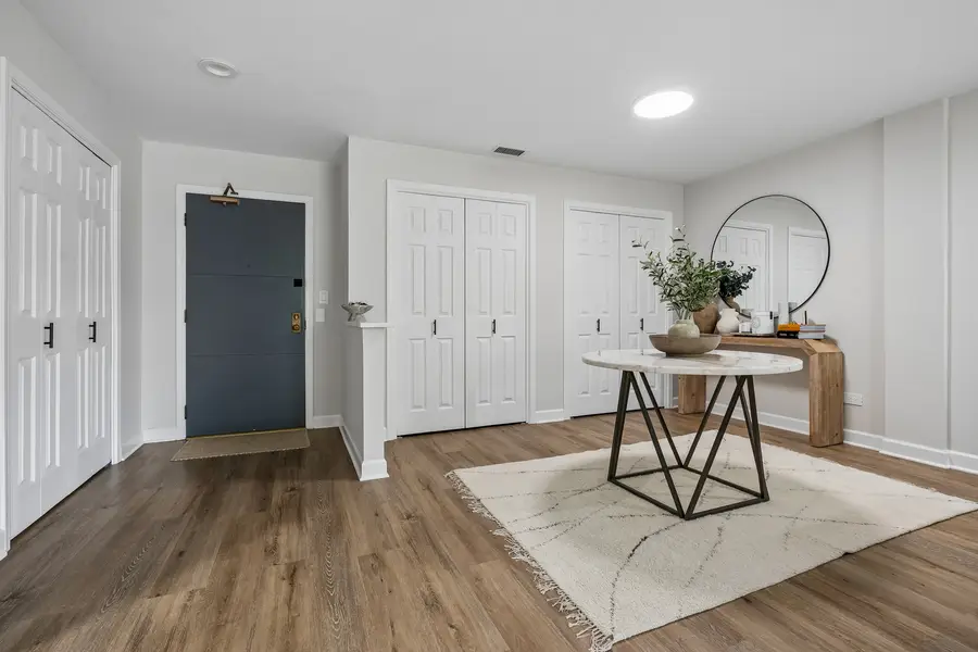 7201 N Lincoln Avenue #203, Lincolnwood, IL 60712 - #2