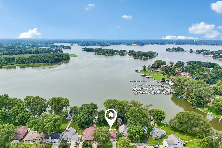 35672 N Sheridan Drive, Fox Lake, IL 60020 - #2