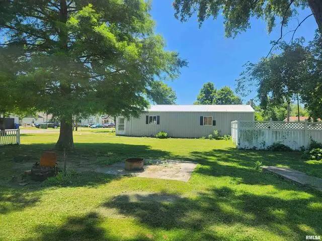 202 W Hetherington Street, Cutler, IL 62238 - #1