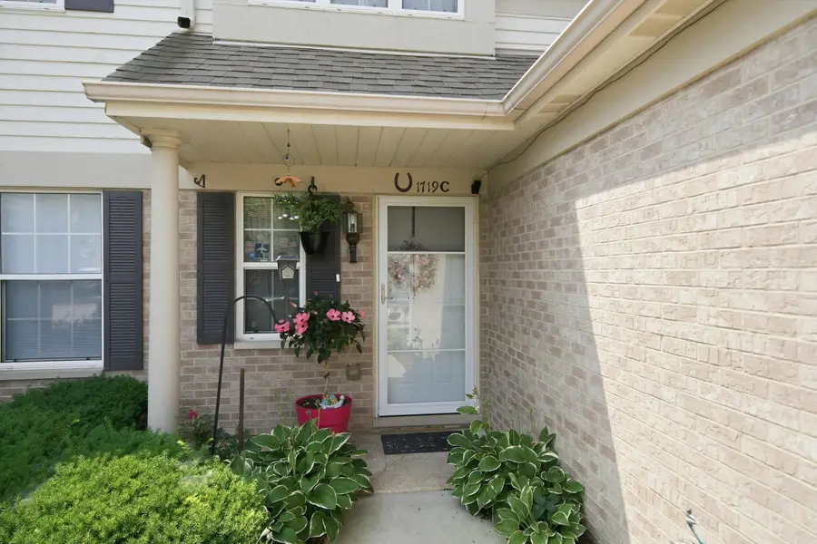 1719 Autumn Avenue #C, Schaumburg, IL 60193 - #2