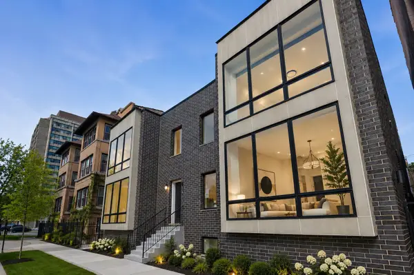 4721 S Ingleside Avenue, Chicago, IL 60615