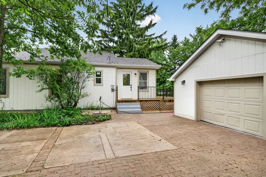 33 Valewood Road, West Chicago, IL 60185 - #3