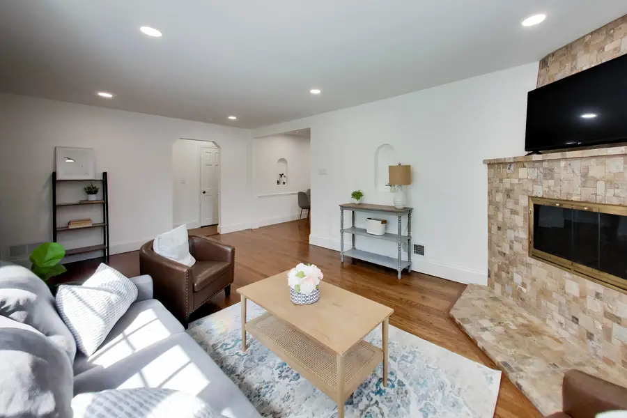 427 S Western Avenue, Park Ridge, IL 60068 - #3