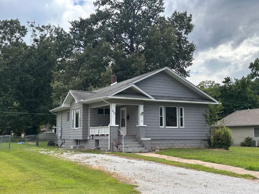 510 Mitchell Street, Benton, IL 62812 - #2