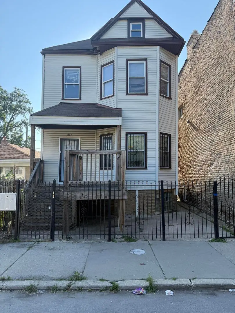 5027 S Racine Avenue, Chicago, IL 60609 - #1