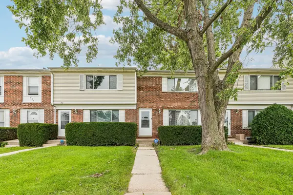433 Salem Square #6, Bolingbrook, IL 60440