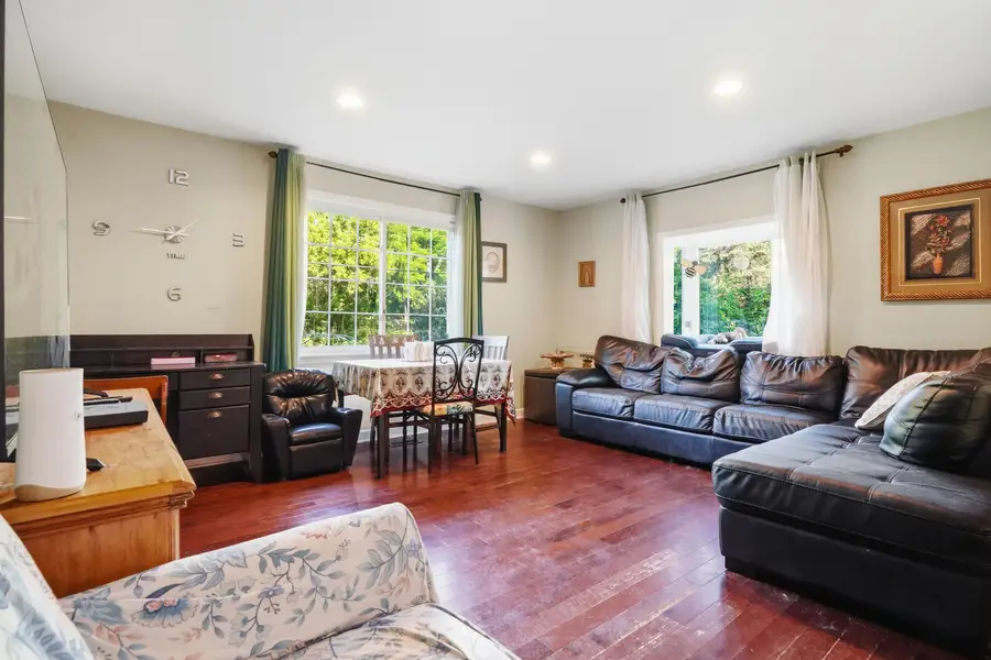 937 Elsie Avenue, Gurnee, IL 60031 - #3