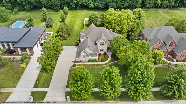 6117 Whitetail Ridge Drive, Yorkville, IL 60560