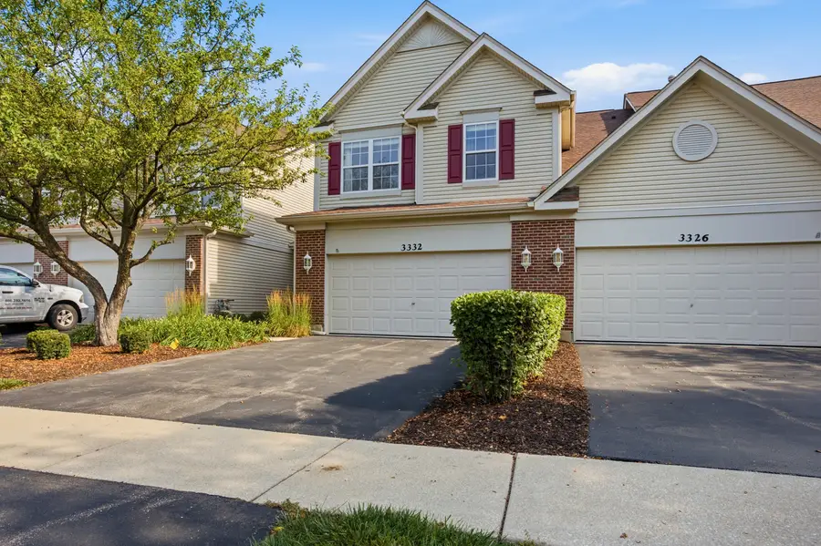 3332 Renard Lane, Saint Charles, IL 60175 - #2