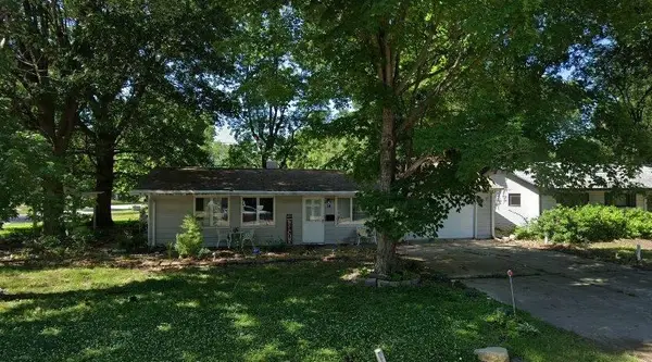 14 Drexel Drive, East St. Louis, IL 62206