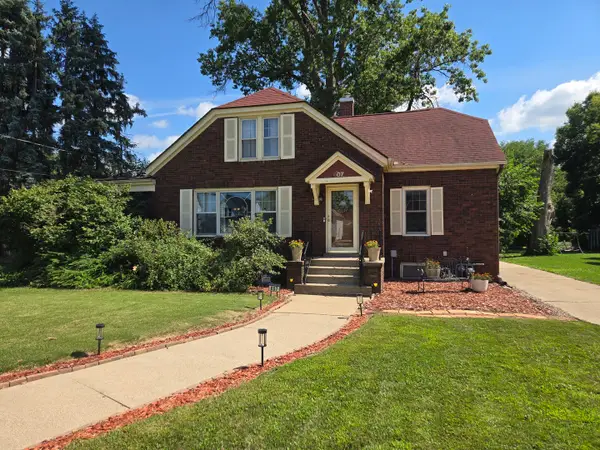 807 W 2nd Street, Rock Falls, IL 61071