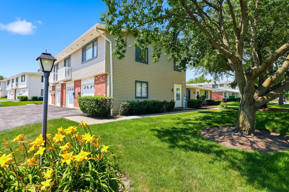 127 Fairlane Court #D, Bloomingdale, IL 60108 - #1