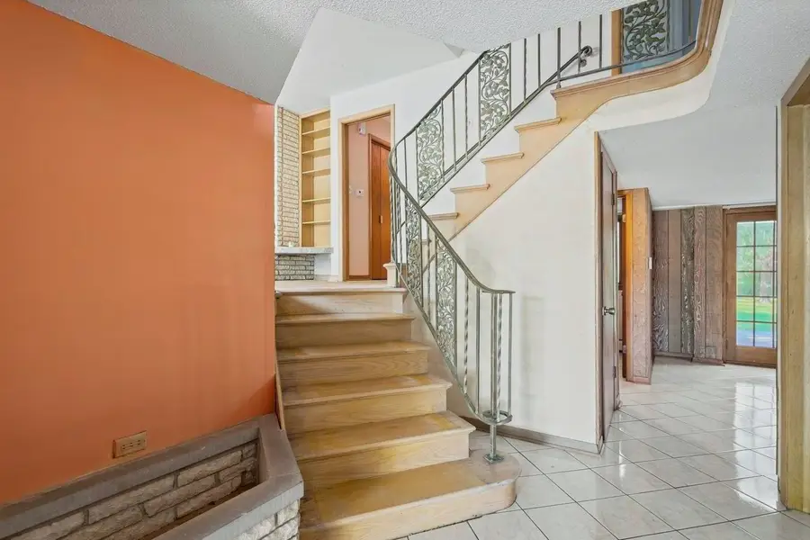 5300 Fair Elms Avenue, Western Springs, IL 60558 - #2