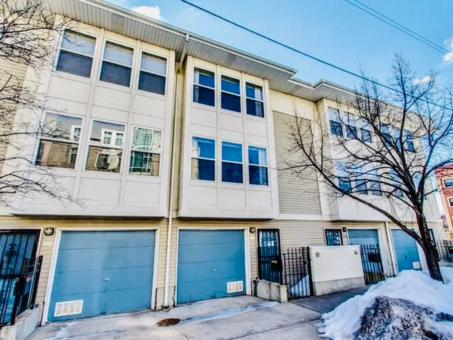 1009 E 61st Street, Chicago, IL 60637 - #2