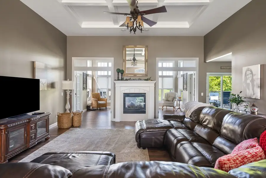 6412 Forest Road, Davenport, IA 52807 - #2