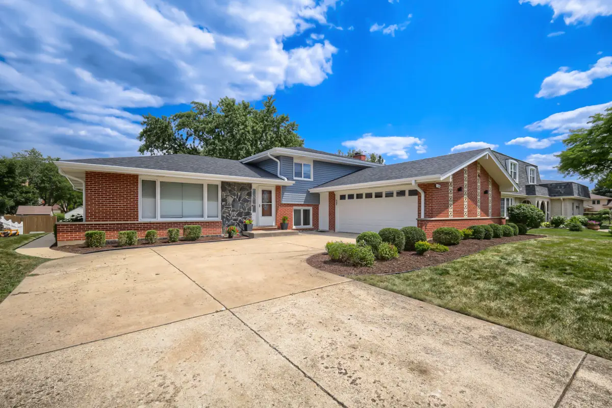 7209 Exner Road, Darien, IL 60561 - #1