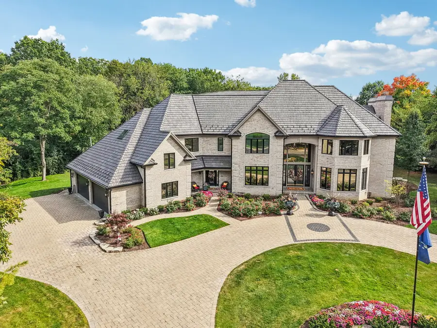 3001 Glen Eagles Court, Saint Charles, IL 60174 - #2