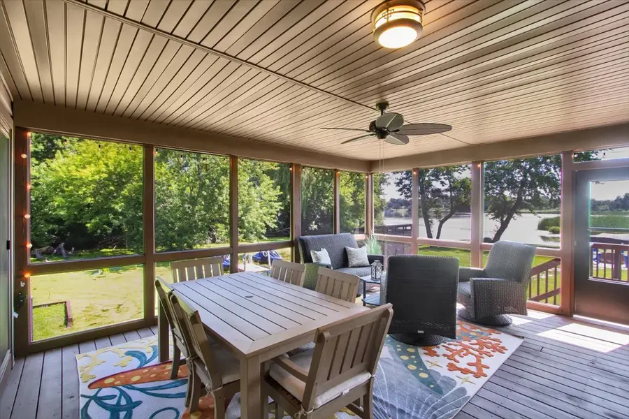 25138 W Lake Avenue, Ingleside, IL 60041 - #3