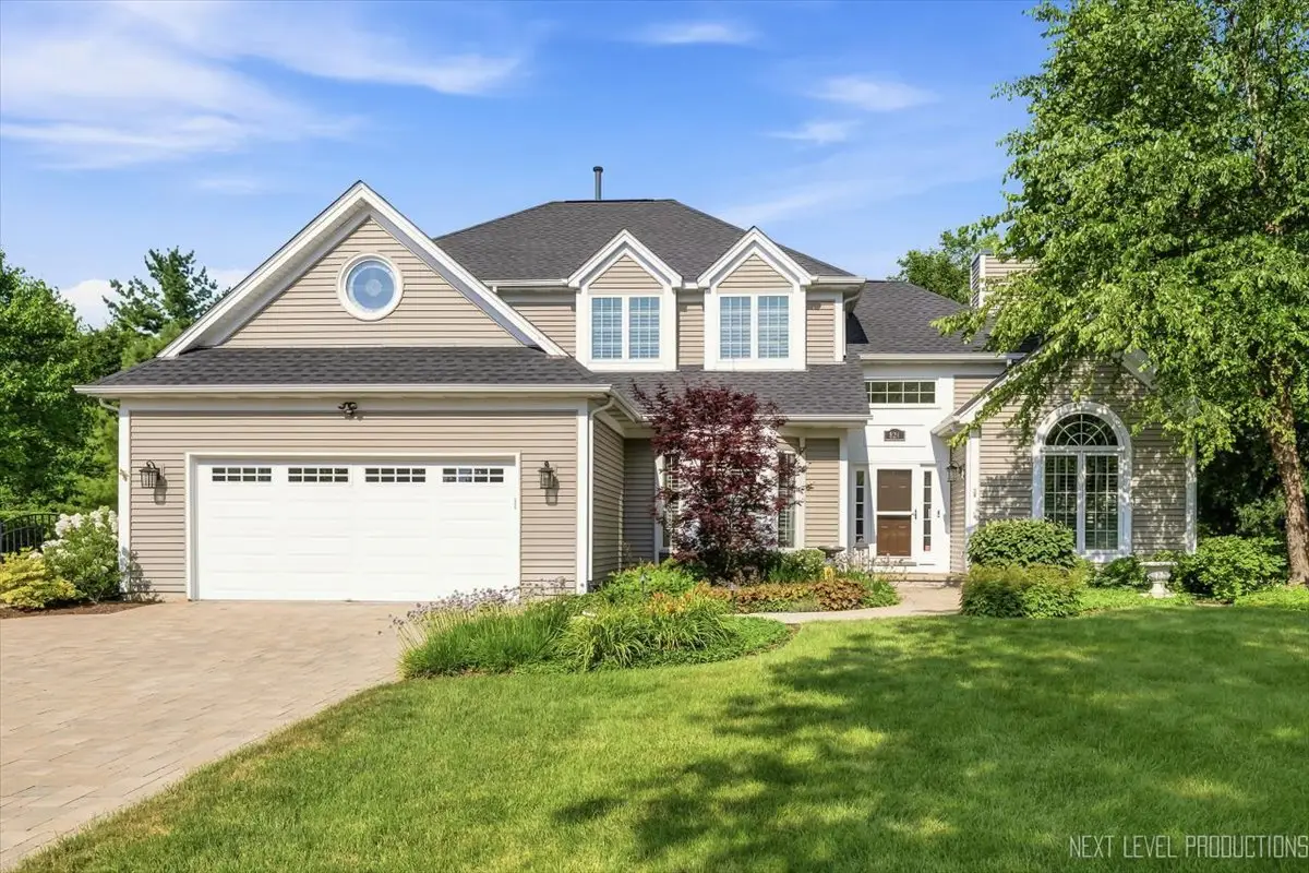 824 Sterling Avenue, Geneva, IL 60134 - #1