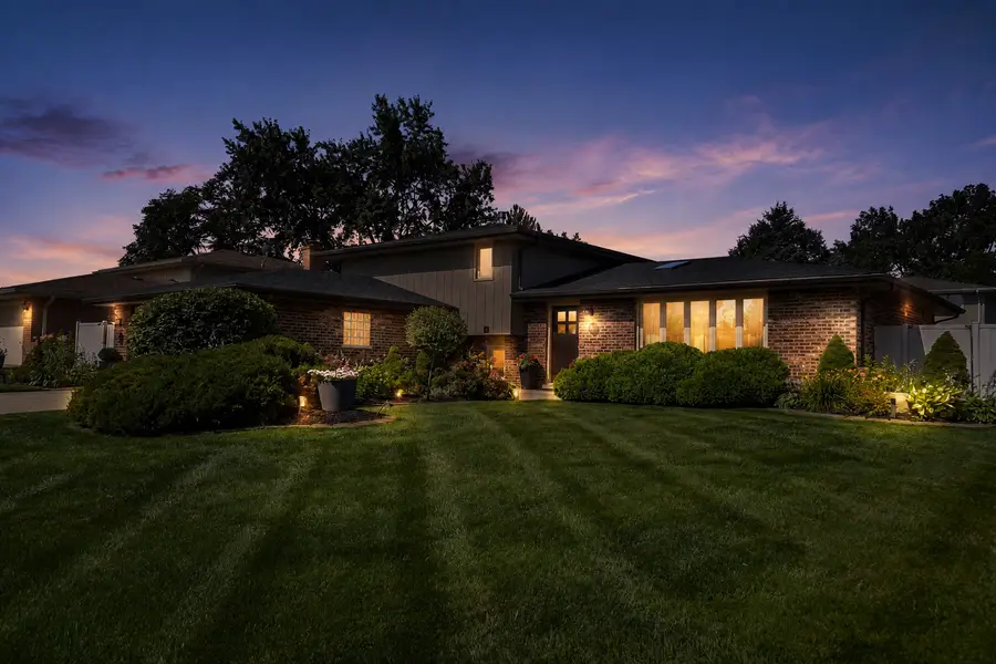 13940 Charleston Drive, Orland Park, IL 60462 - #2