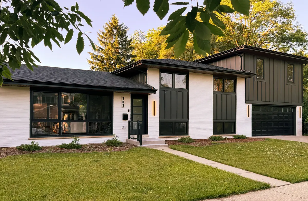 703 N Gibbons Avenue, Arlington Heights, IL 60004 - #1
