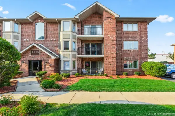 9420 S Melvina Avenue #2NW, Oak Lawn, IL 60453