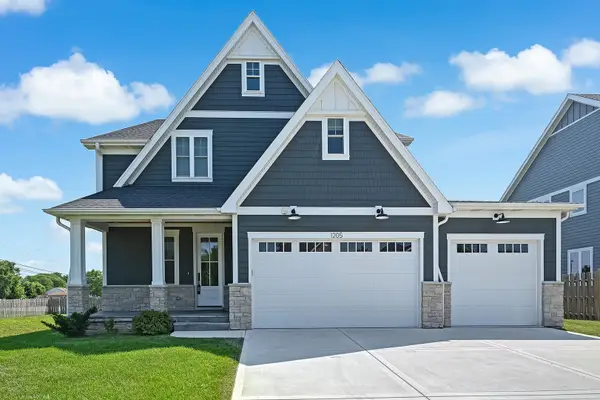 1205 Ridge Road, Westmont, IL 60559