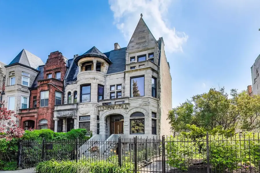 4553 S Ellis Avenue, Chicago, IL 60653 - #2