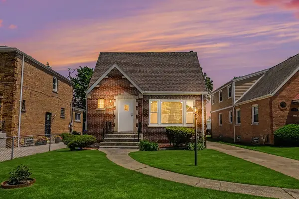 10827 S Peoria Street, Chicago, IL 60643