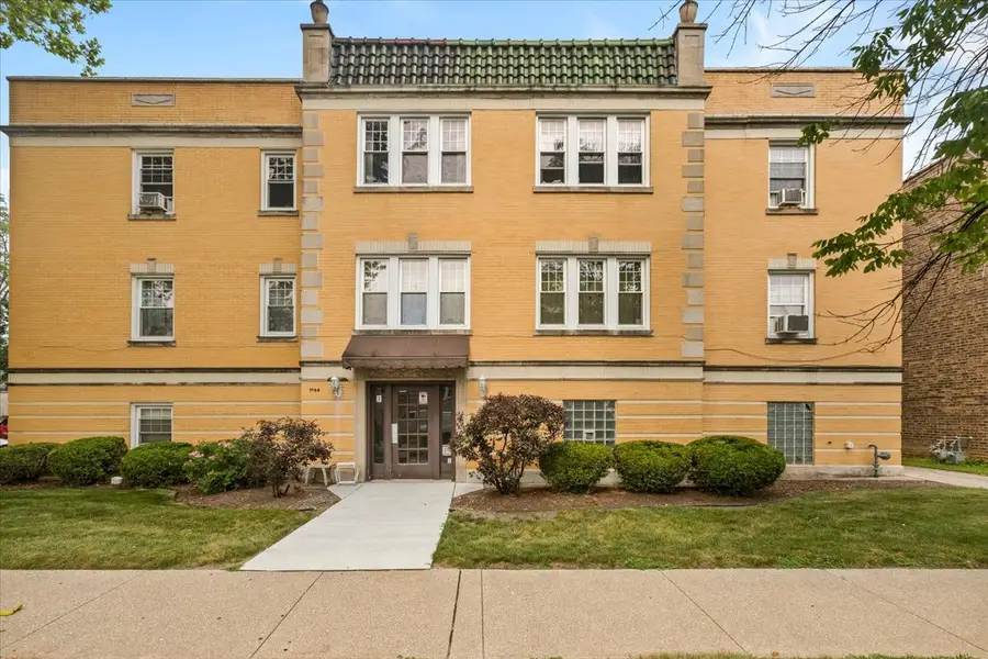 6705 21st Street #205, Berwyn, IL 60402 - #2