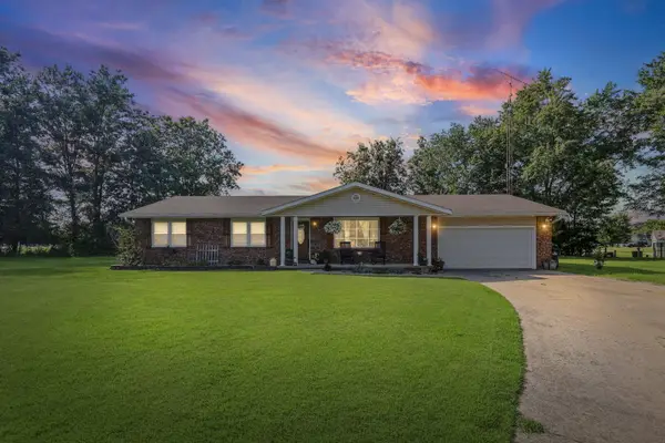 380 Northwood, Salem, IL 62881