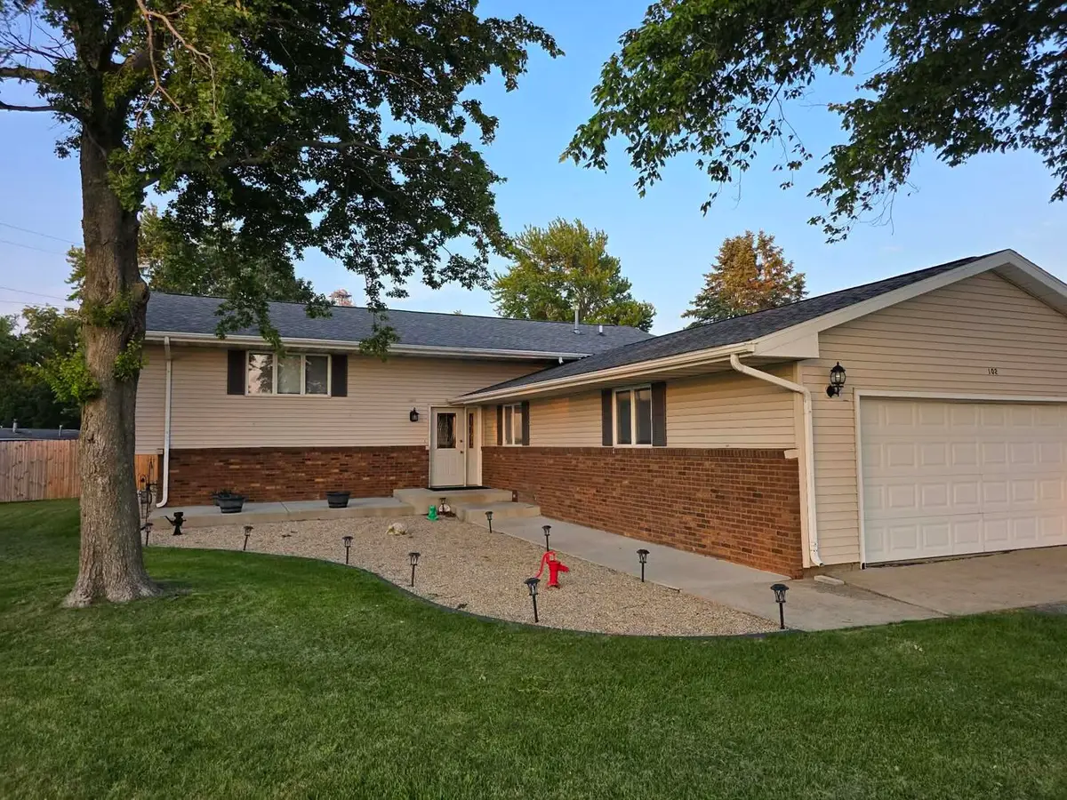102 E West Street, Anchor, IL 61720 - #1