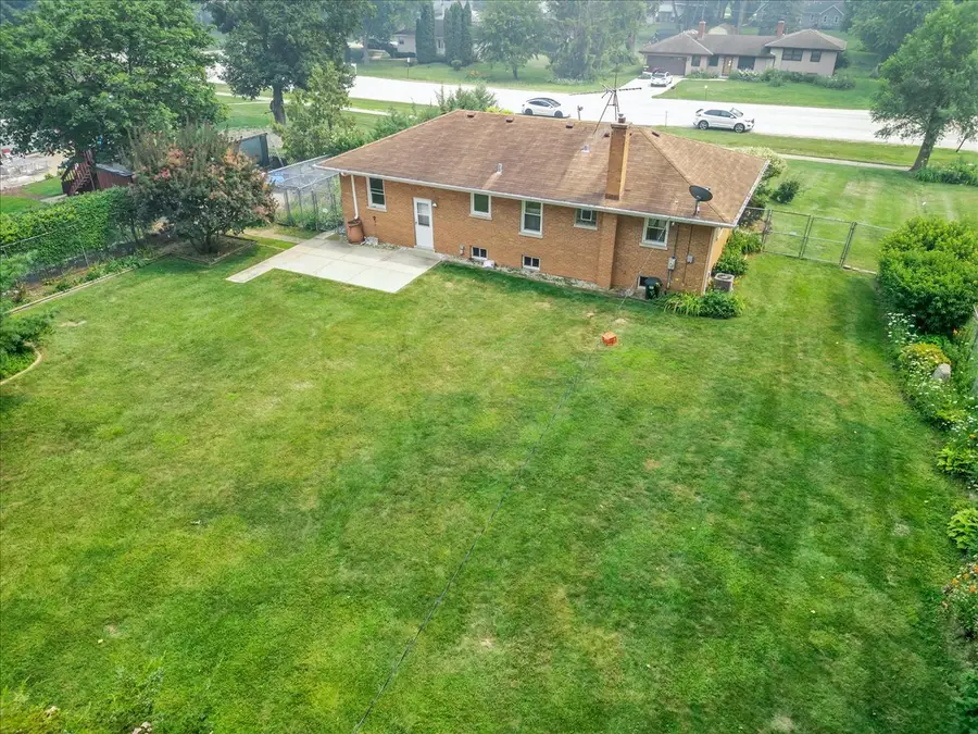 23W566 Bryn Mawr Avenue, Roselle, IL 60172 - #2