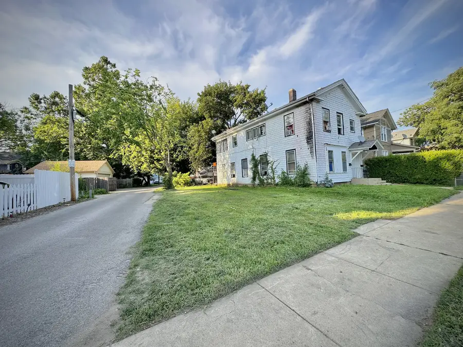 422 North Avenue, Aurora, IL 60505 - #2