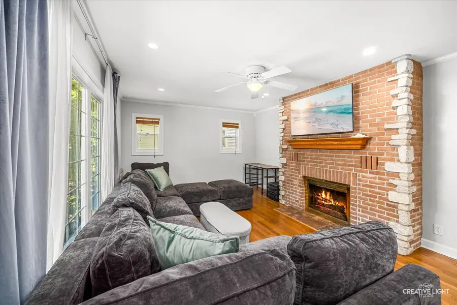 403 S 13th Avenue, Saint Charles, IL 60174 - #3