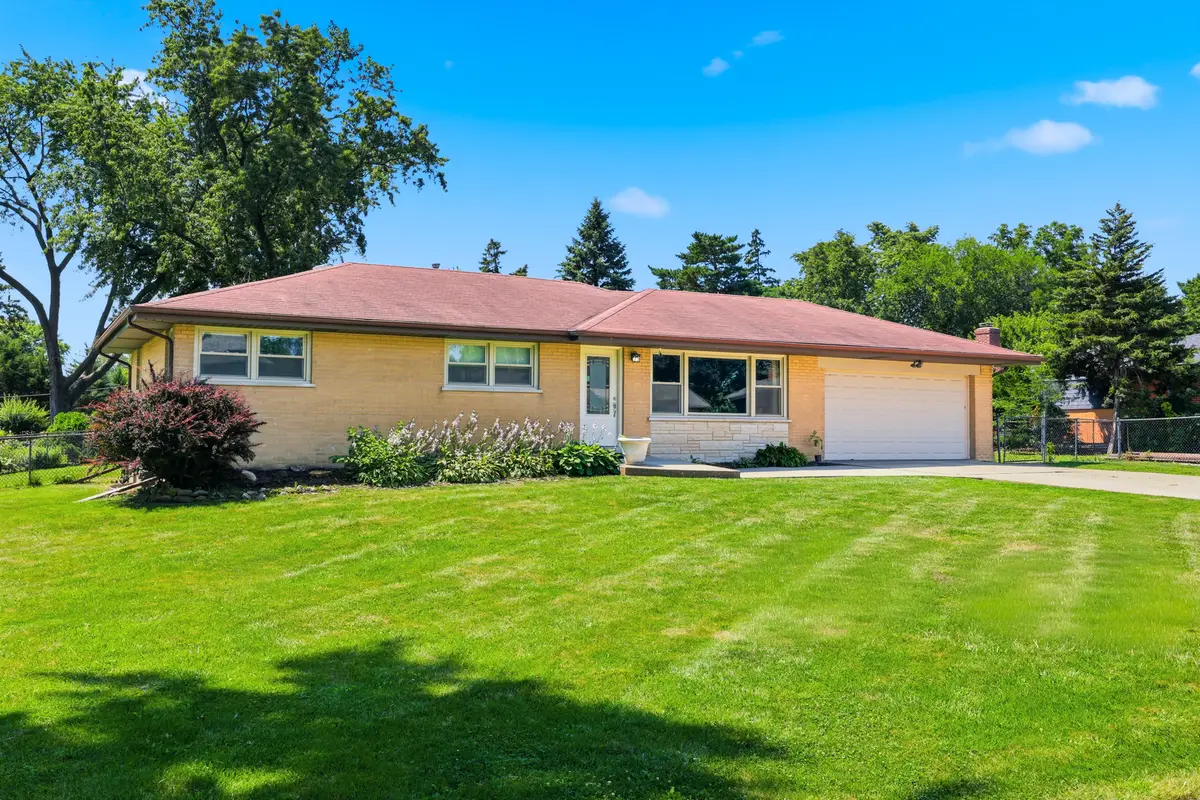 619 Oneida Drive, Schaumburg, IL 60193 - #1